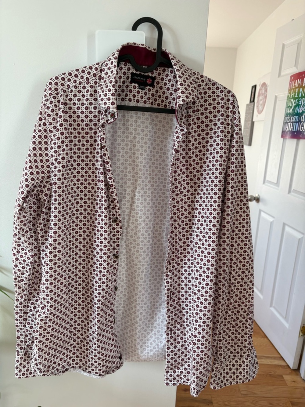 Anthony of London Men’s Burgundy Geometric Print Button-Up Shirt